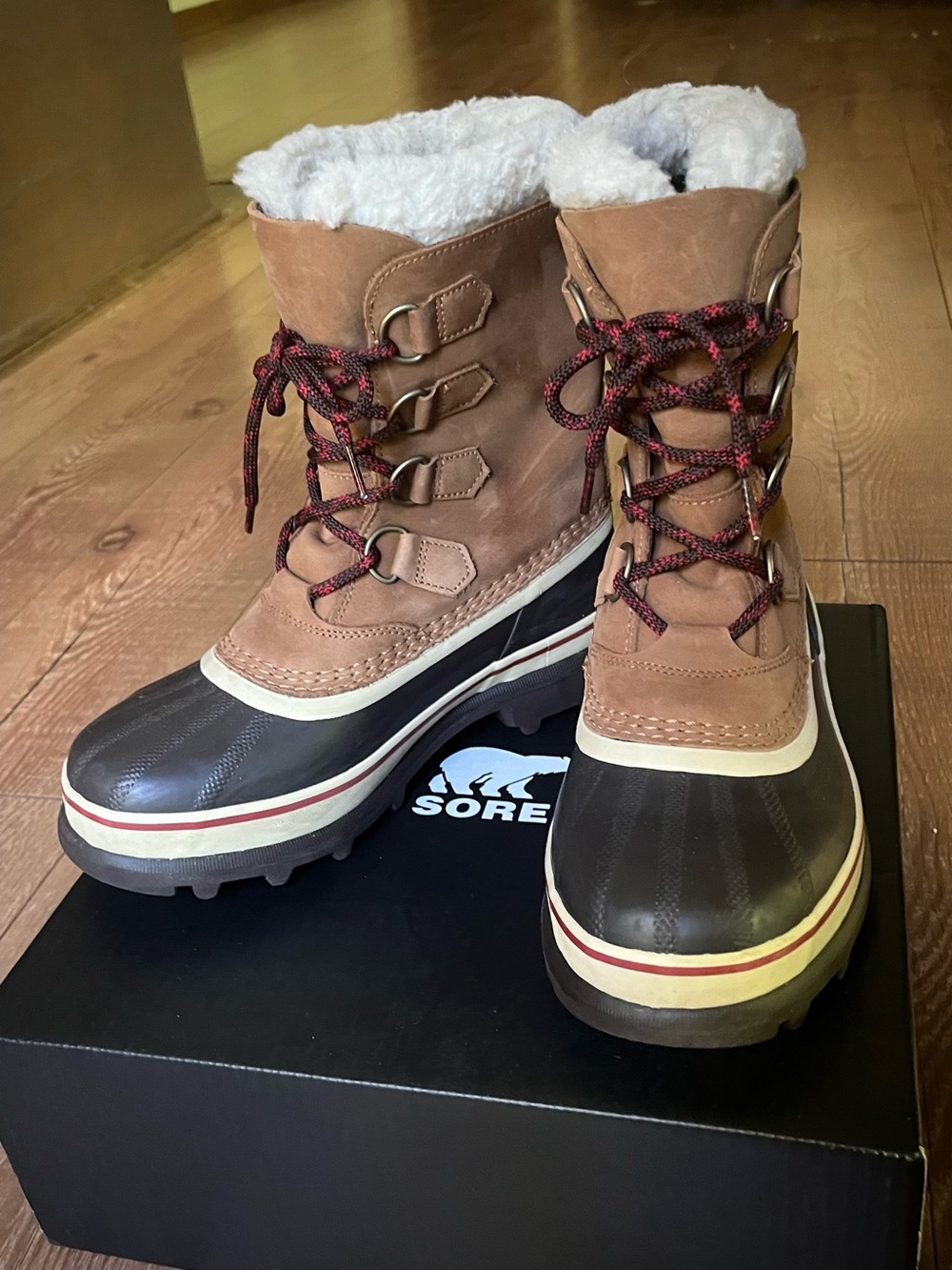 Sorel Caribou Winter Boots Women’s 8